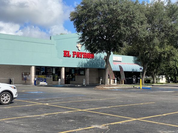 Bartow Village Shopping Center + 0.81 Acre Parcel: 1475 US Highway 17 S, Bartow, FL 33830